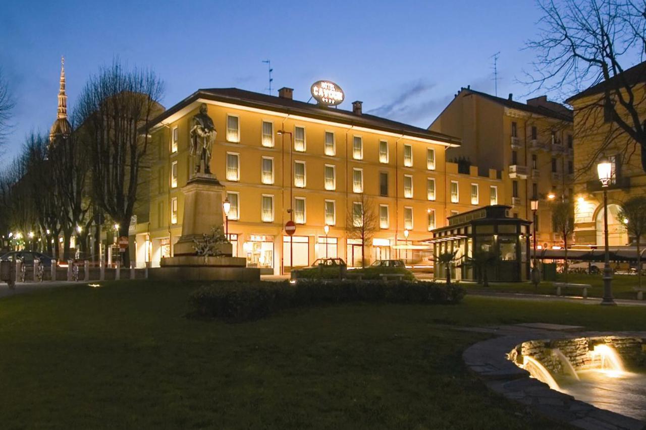 Hotel Cavour Novara Exterior foto