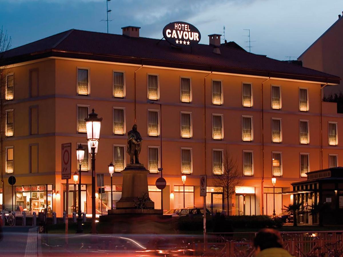 Hotel Cavour Novara Exterior foto
